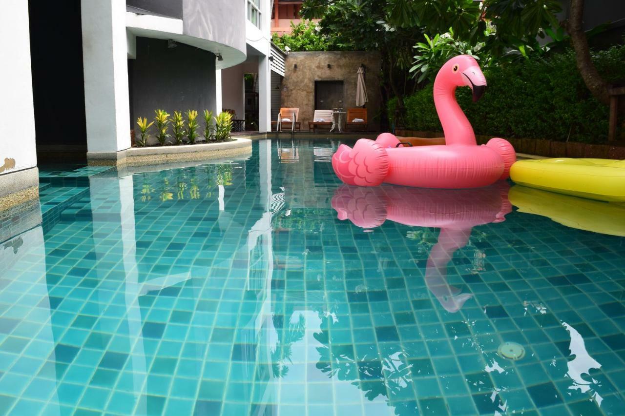 Peace Land Khaosan Hotell Bangkok Exteriör bild